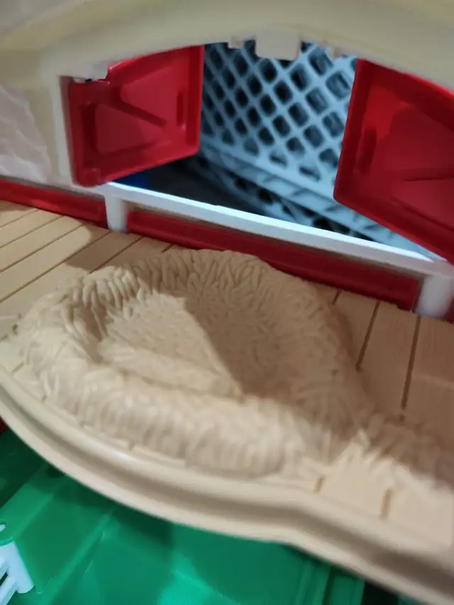 Fisher Price farmer house toy toddler in Toys & Games in Markham / York Region - Image 8