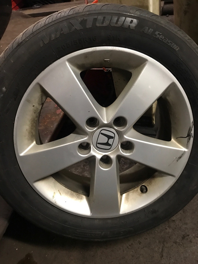 4 Honda Civic 16X6.5  ALLOY 5 SPOKE RIMS in Other Parts & Accessories in City of Toronto - Image 2