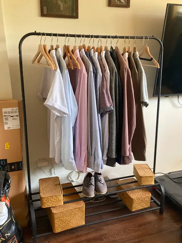 Clothing Rack536186014065633281