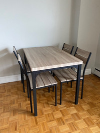Dining table and chair set 