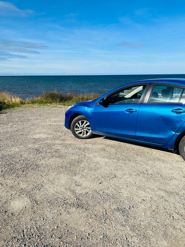 Mazda 3 sky activ 4dr automatic  in Cars & Trucks in City of Halifax - Image 2