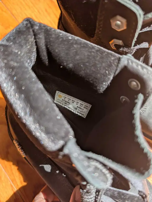 Unisex Black Waterproof Timberland Boots Never Worn Before, wit in Men's Shoes in City of Toronto - Image 4