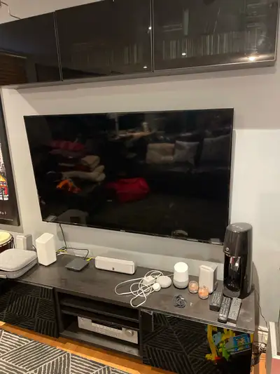 TV hisense 65po à donné pour les pièces., View more