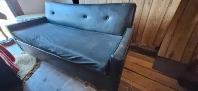 Old couch, View more
