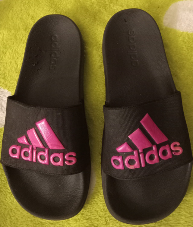 ADIDAS SANDALS SIze 8 in Women's - Shoes in Kingston