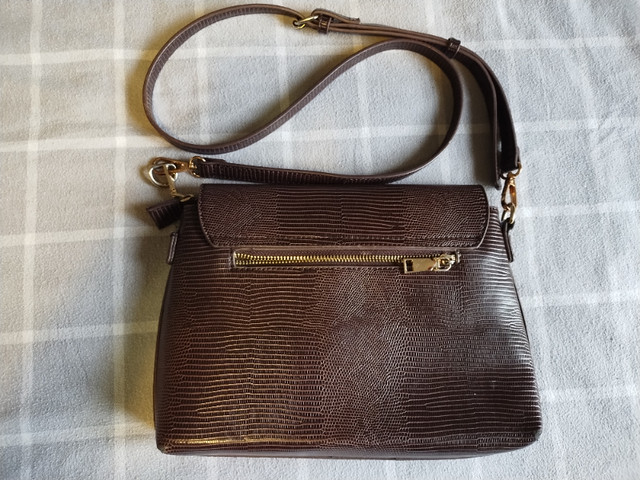 Miztique, vegan leather handbag in Women's - Bags & Wallets in Summerside - Image 3