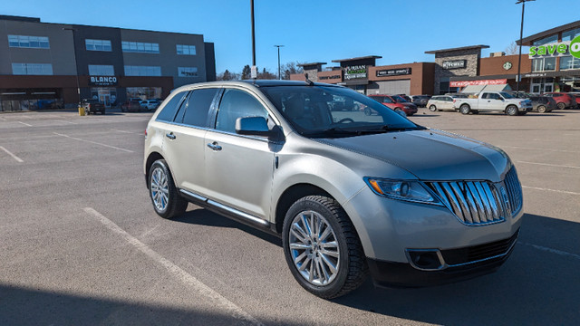 REDUCED 2011 Lincoln MKX For Sale in Cars & Trucks in Saskatoon