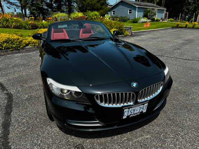 2011 BMW Z4 in Cars & Trucks in Barrie - Image 2
