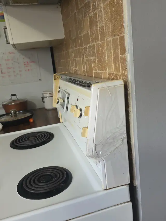 Oven- White574233020078510081