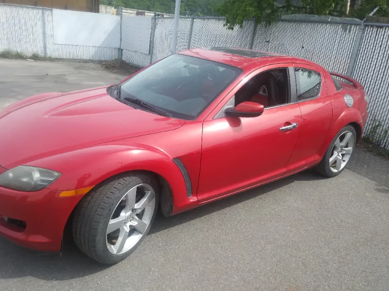 2007 RX8 1.3l 237 horsepower Rotary engine,6speed, sports car.