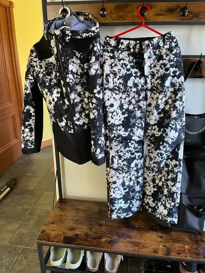 Manteau et pantalon de sport d'hiver ROXY pour filles 14 ans XL, View more