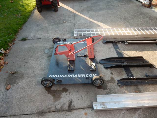 Motorcycle  pick up cruiser ramp lift  with 2500 lb winch in Other in St. Catharines - Image 4