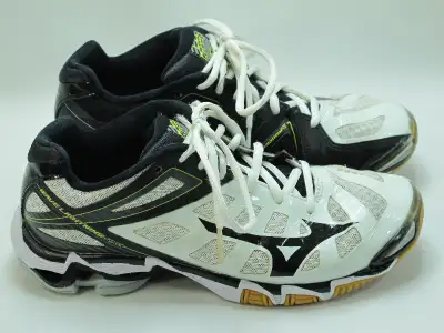 Mizuno Wave Lightning RX3 Volleyball Shoes Women’s Size 7.5 US, View more