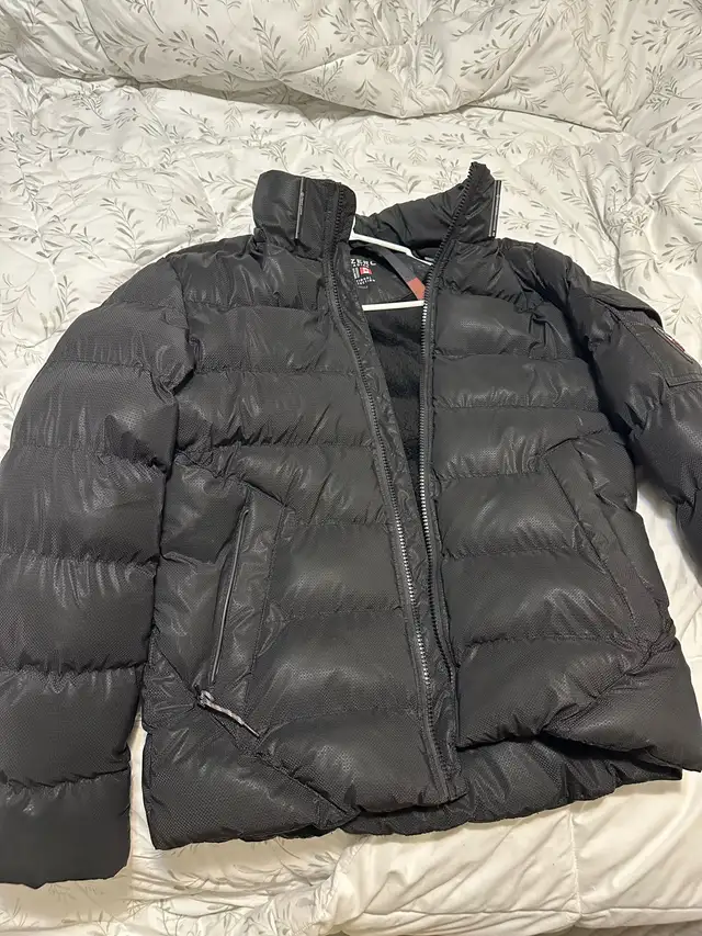 Point Zero Jacket in Men's in Kingston - Image 3