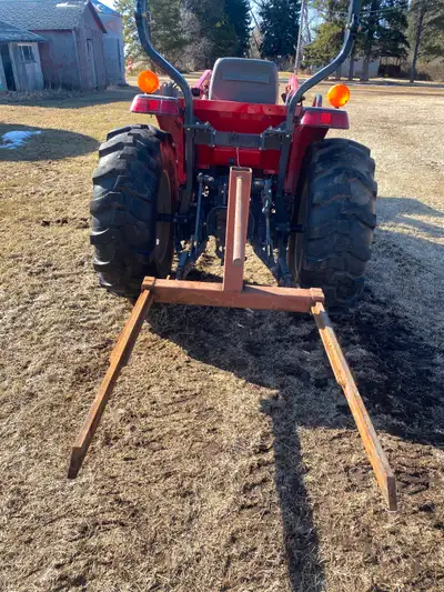 Heavy duty spear comes with a extra fork asking 350 OBO