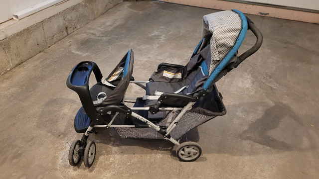 Graco Double Stroller in Strollers, Carriers & Car Seats in Calgary - Image 2