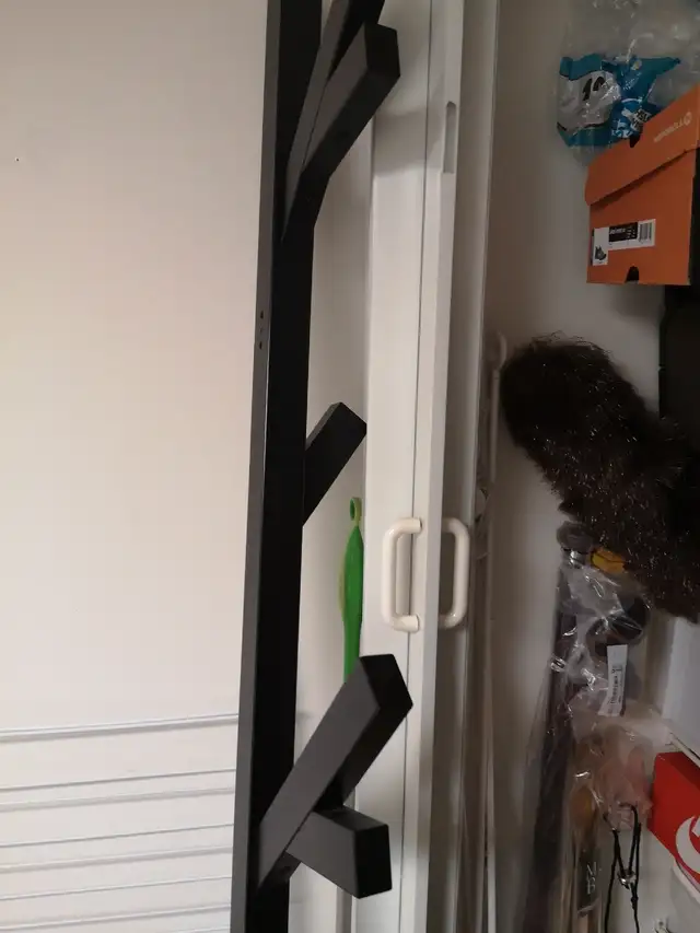 Ikea Wall Hanging Post 6 feet Tall - For Sale62863271412865127