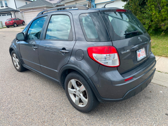 2013 SUZUKI SX4 AWD in Cars & Trucks in Calgary - Image 3