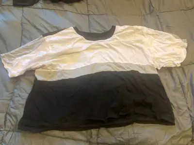 Colour Block Crop Tee - Size XL, View more