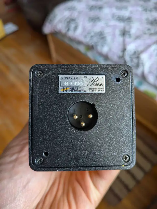 Neat King Bee Condenser microphone in Pro Audio & Recording Equipment in City of Toronto - Image 6