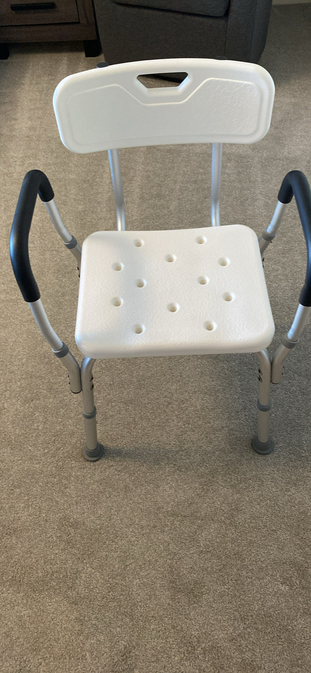 shower chair in Health & Special Needs in Saskatoon