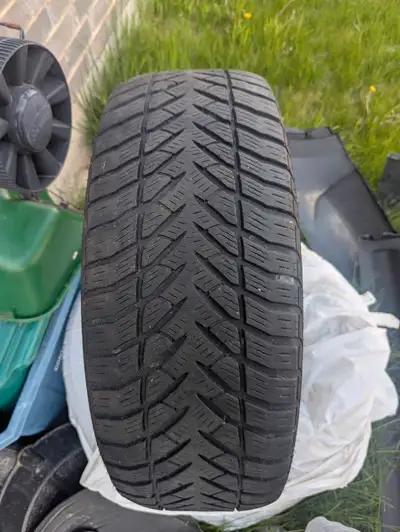 Came off a Lexus NX 2019. 4x 225/60/18 Can last multiple winter seasons. No uneven wear, patches or...