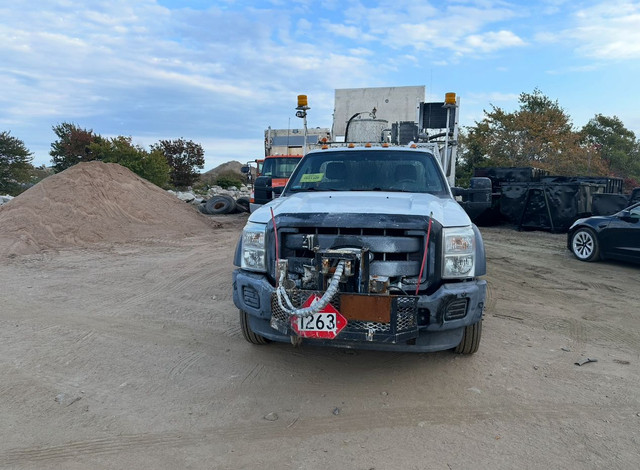 2011 F450 Paint stencil truck with 81k kms in Cars & Trucks in Mississauga / Peel Region - Image 3