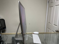 8 gig Ram Slim Apple iMac 21.5" Core i5 Camera 1000gb Storage