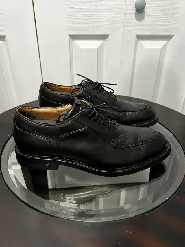 Callaway Tour Men's Sz 9 Lace Up Black Leather Golf Shoes in Men's Shoes in Cape Breton - Image 3