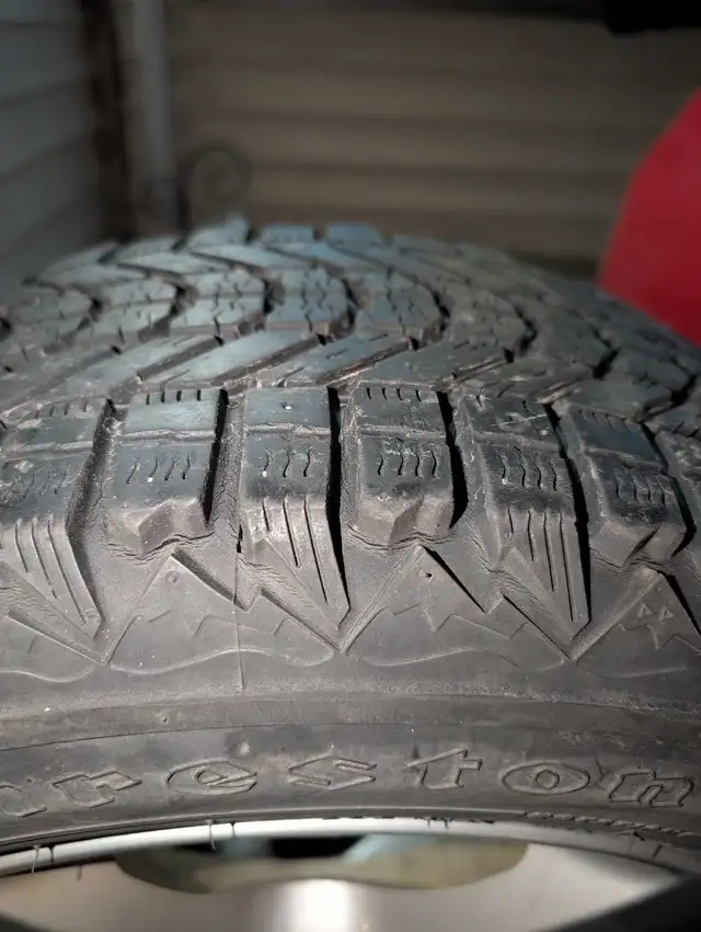 Nissan Snow tires Firestone Wonterforce in Tires & Rims in Hamilton - Image 3