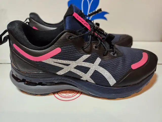 ASICS Women's Gel-Kayano 28 All Winter Long Running Shoes in Women's - Shoes in Kitchener / Waterloo - Image 2