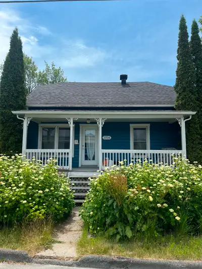 Maison à louer - appartement au bord de l’eau SHERBROOKE
