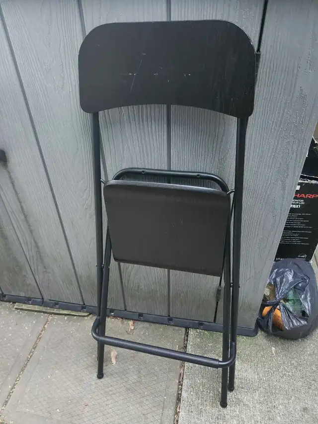 Black Folding Bar Stool in Chairs & Recliners in City of Toronto - Image 6