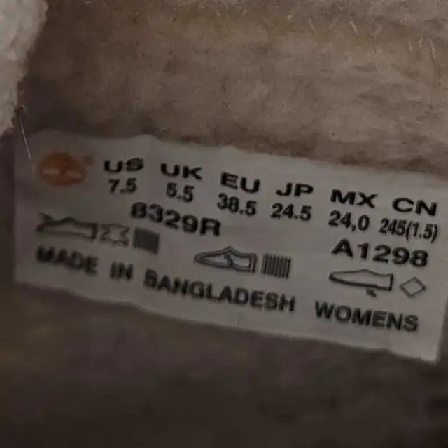 Timberland Women's Boot size US  7.5 in Women's - Shoes in City of Toronto - Image 3
