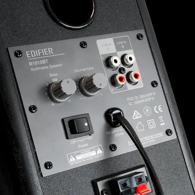 Edifier R1010BT Speakers in Speakers in City of Toronto - Image 3