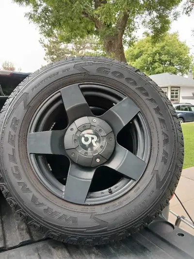Set of 4 Goodyear Wrangler Fortitude HT 265/65R18 tires, on OR RTX Thunder 6 bolt 18x9(15x18,125) bl...