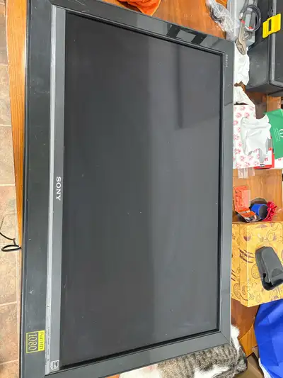 I am selling a Sony Bravia 40-inch television that delivers a full 1080p HD experience. It's in good...