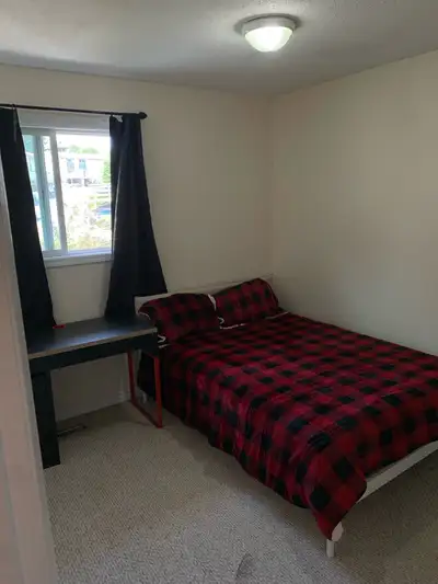 room for rent in a townhouse