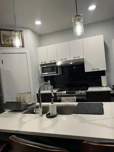 Fresh modern House for rent in Bridgewater trials