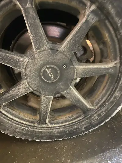 225/50R17 98T 5x115 bolt patter Studded winter tires 400$