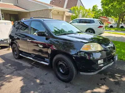 2005 Acura MDX Fully Loaded All Wheel Drive, Sunroof, Leather, 3rd Row Seats (7 Passenger), DVD Play...