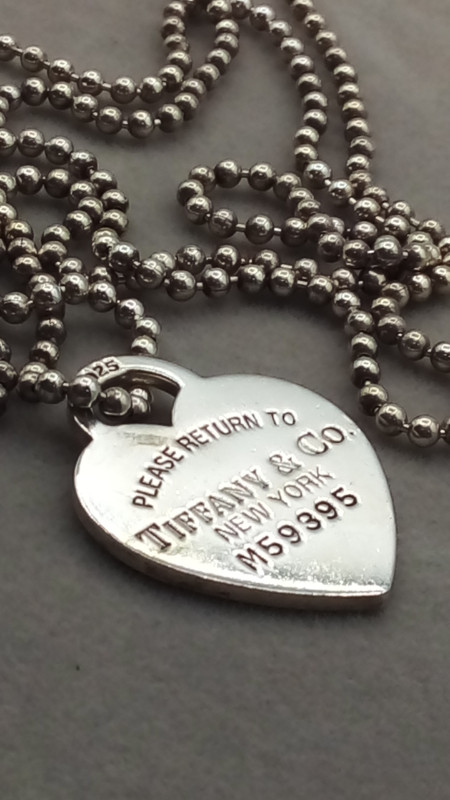 Return To Tiffany & Co. Silver 925 Heart Tag Beaded Necklace in Jewellery & Watches in Ottawa - Image 3