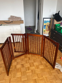 HAPPAWS 4-Panel Pet/Baby Gate; Freestanding with Door!  
