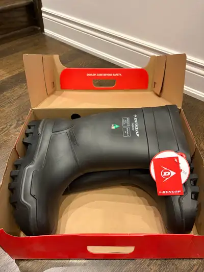 Brand New Dunlop Thermo+ Men's Work Boots size 11/12 $230 Cash only