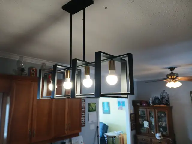 CEILING LIGHT, Kitchen, Hall, Pool Table in Indoor Lighting & Fans in London - Image 2