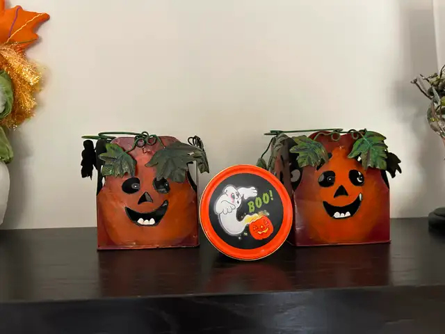 Two Halloween Pumpkin Tealight Holders + Small Tin (Brampton)