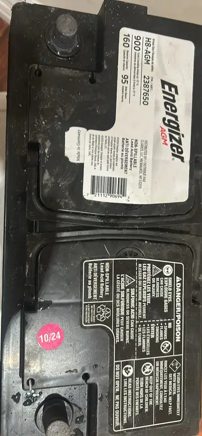 Selling an Energizer H8-AGM car battery, model number 2387650, with 900 cold cranking amps. It's in...