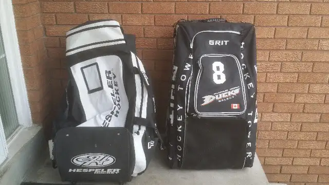 Right/Left/Goalie Hockey Sticks and Hockey Equipment equopment in Hockey in Markham / York Region - Image 11