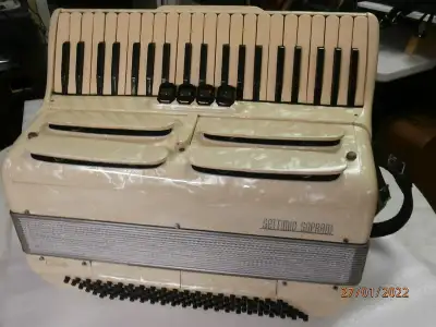 Settimio Soprani Coletta piano accordion 120 bass mod 703/78, View more