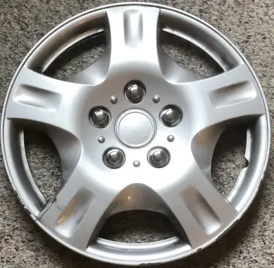 HUBCAPS SIZE R15 (15-Inch) TWO Used Hubcaps or Wheel Covers, Silver Color (I used them for Toyota Co...
